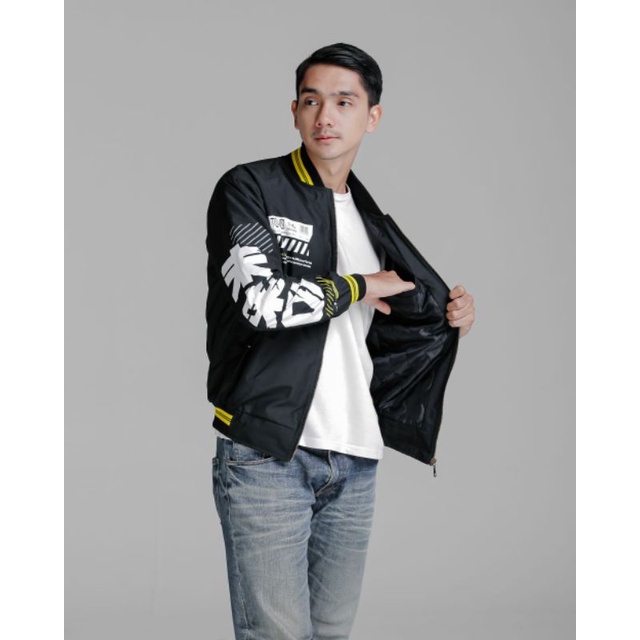 JAKET PRIA - JAKET BOMBER  HITAM MOTHBLESS GRAVITY - JAKET PARASUT PRIA - JAKET OUTDOOR