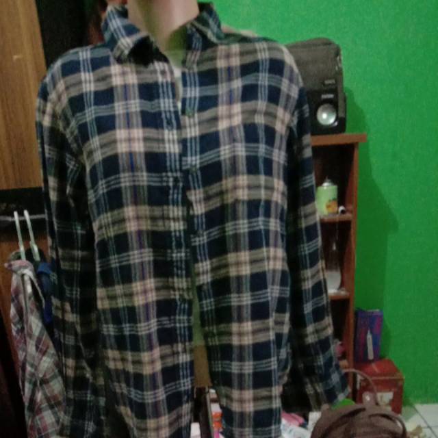 PL Uniqlo kemeja flanel