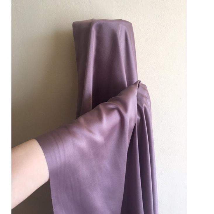 {PRW.20Au22ᴱ} Kain Satin Saten Silk Lux Ori Bahan Maxmara Meteran Mewah Warna Ungu Taro