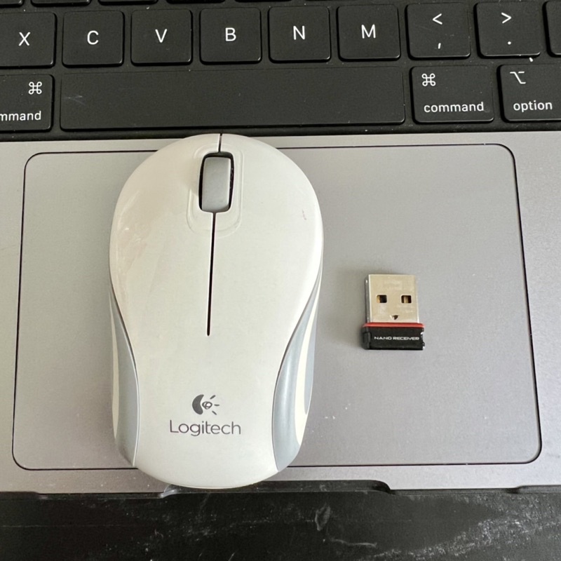 [used] LOGITECH wireless mouse tanpa kabel [putih]
