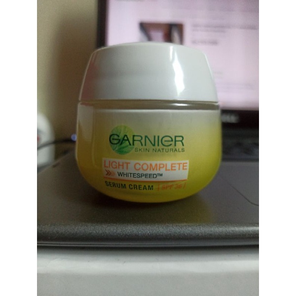 GARNIER LIGHT COMPLETE SERUM CREAM