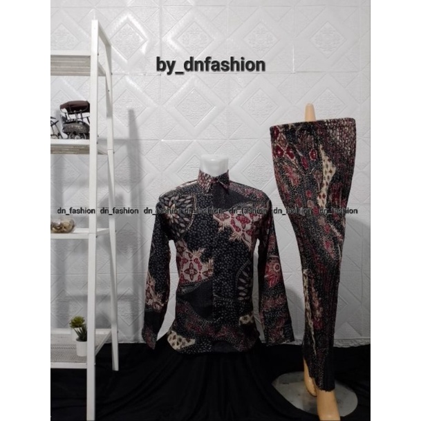 kemeja Batik Lengan Panjang Couple Maron//Kemeja Batik//Rok Plisket//Kemeja Batik Terlaris//Kemeja Batik Modern//Bawahan Tradisional//Kemeja Pesta//Terlaris//COD