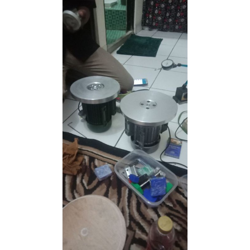 mesin asah pisau cukur