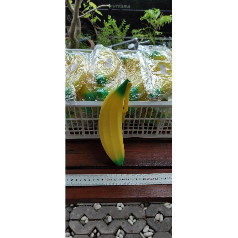 

Tempat Pensil Pinsil Kosmetik Pisang