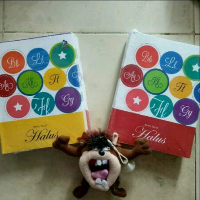 

buku tulis atau buku halus