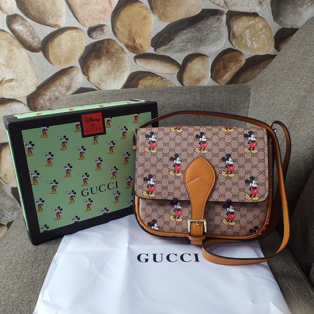 gucci saddle