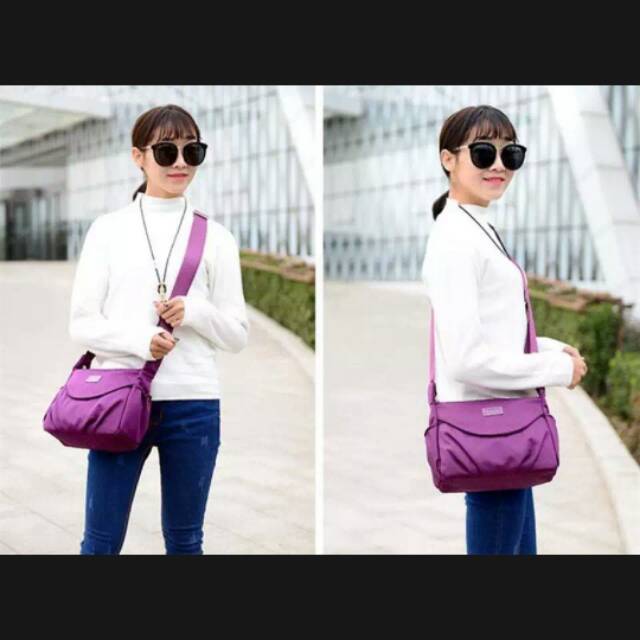 Tas import nilon anti air,,