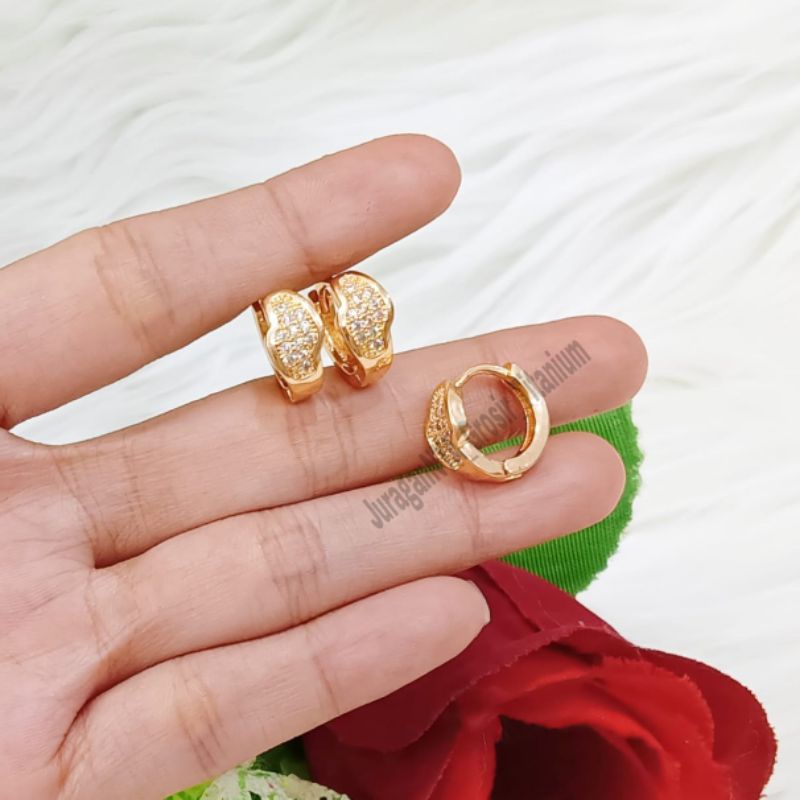 Anting Titanium Jepit Dewasa Full Mata Lucu Imut Anti Karat