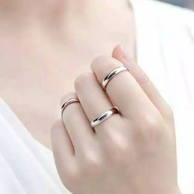 Cincin couple titanium cembung kecil Hitam Silver Gold