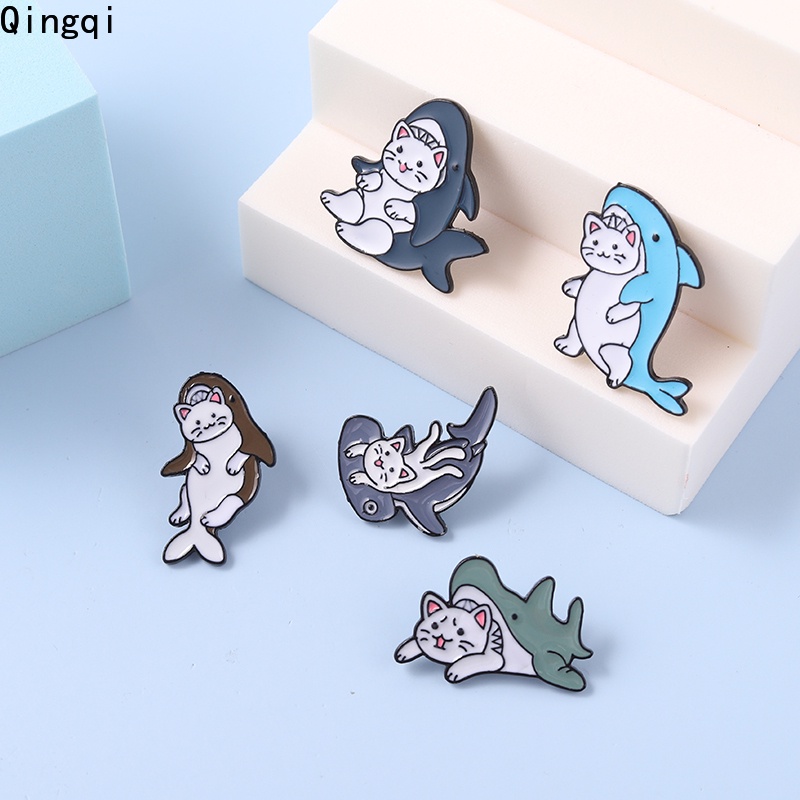 Bros Pin Enamel Bentuk Kartun Ikan Paus Kucing Untuk Hadiah