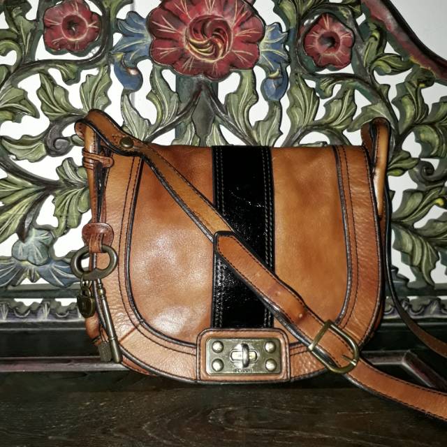 Fossil vri two tone crossbody
