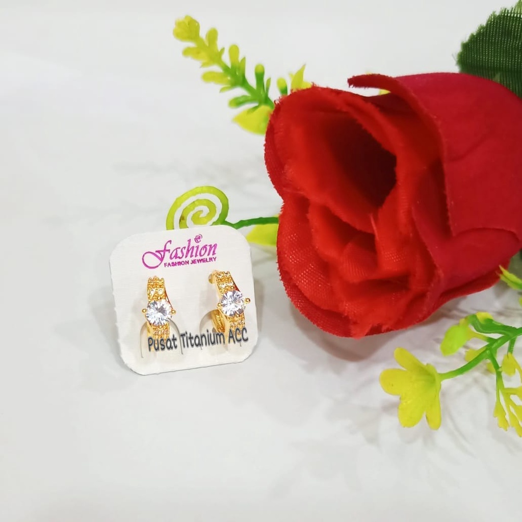 Anting Wanita dewasa jepit GOLD permata zircon simple dan Anti karat( COD )-1