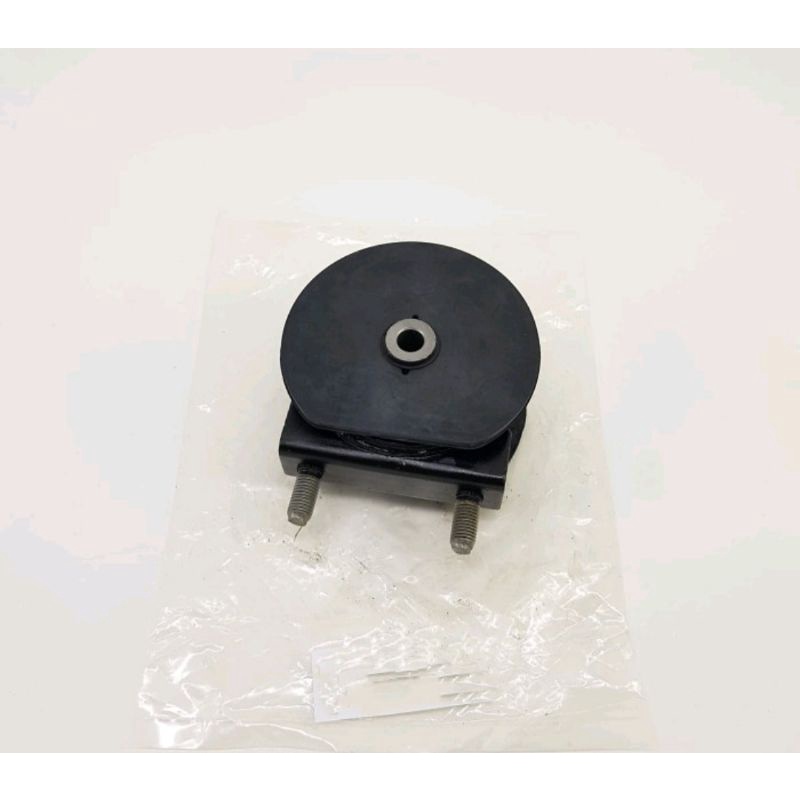 engine mounting depan x over