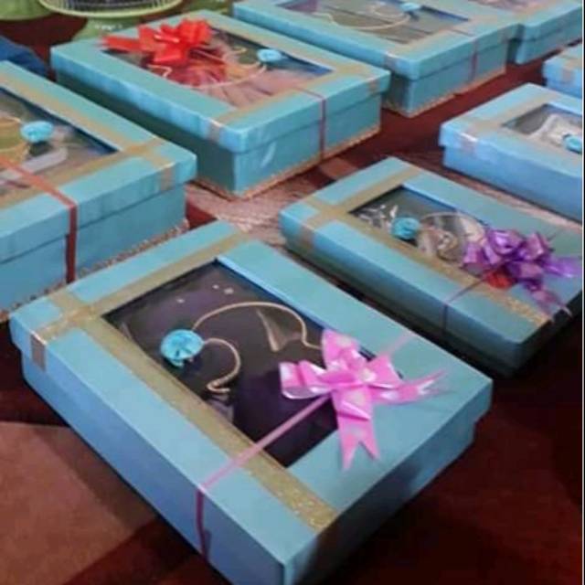 Kotak hantaran seserahan lamaran