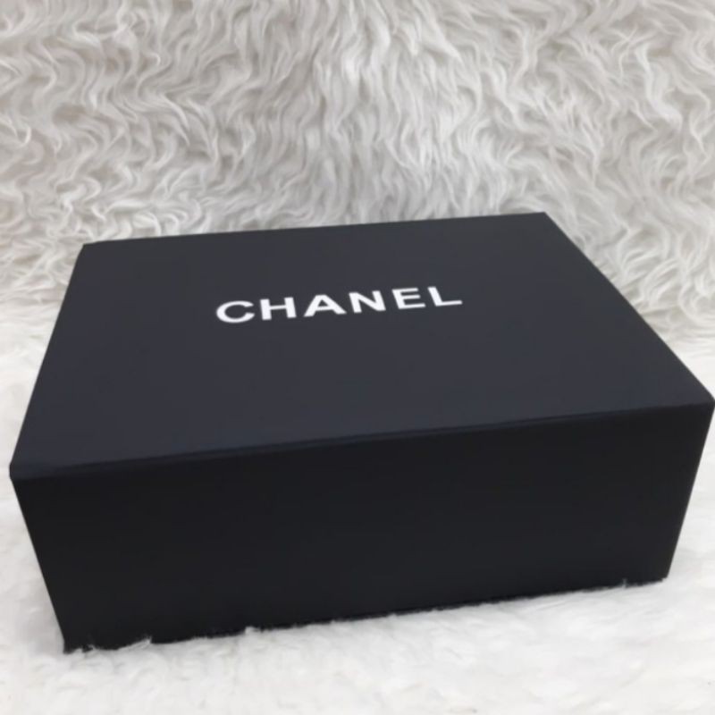 Box tas Chanel 25cm original