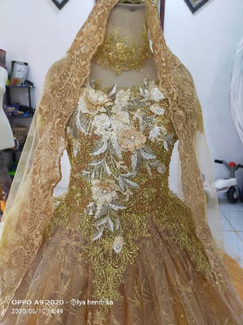 Gaun pengantin ekor+kerudung