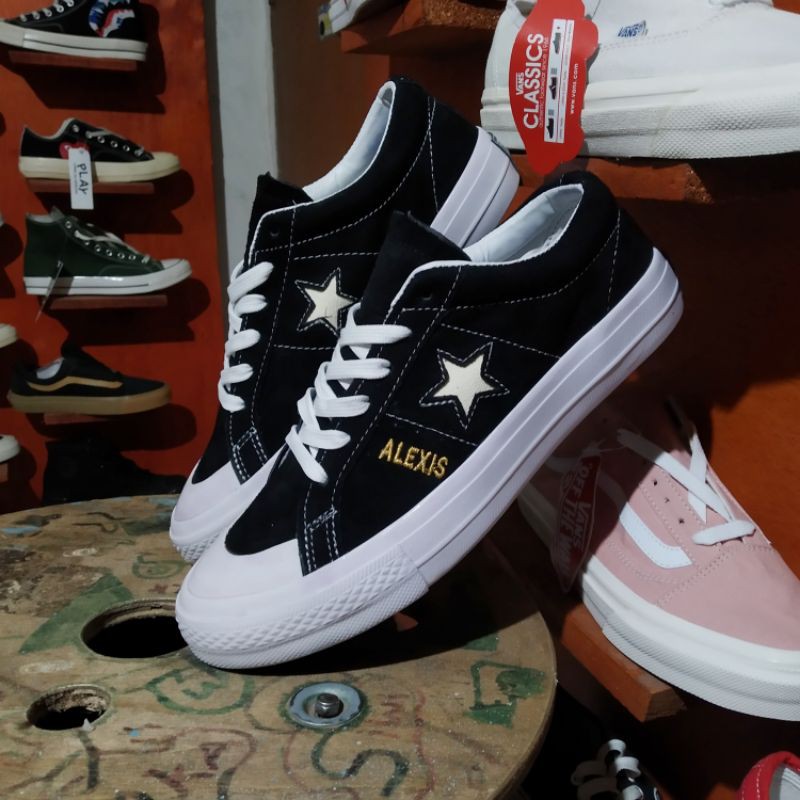 converse one star alexis
