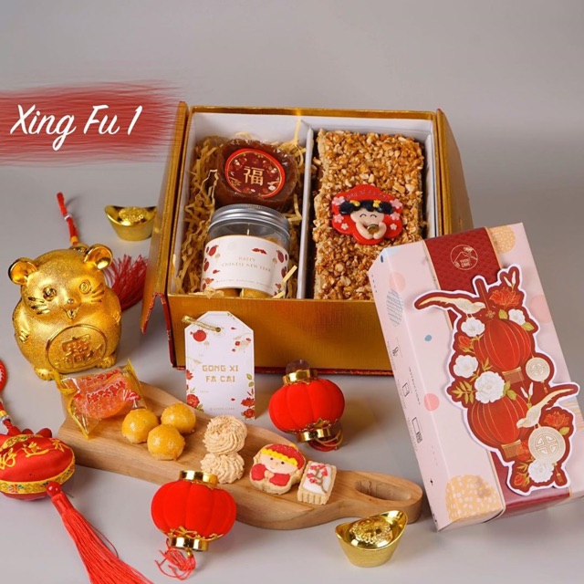 

Xingfu 1 - Imlek hampers ( bolu keju + cookies + dodol cina )