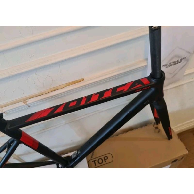 Frame Roadbike Mosso 701TCA Size 510mm Warna Hitam Red Merah . Rangka Sepeda Balap Road Bike 701 TCA Size Ukuran 51cm 510 mm