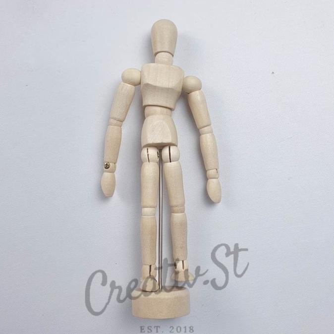 

Manekin Kayu Gambar 14 cm