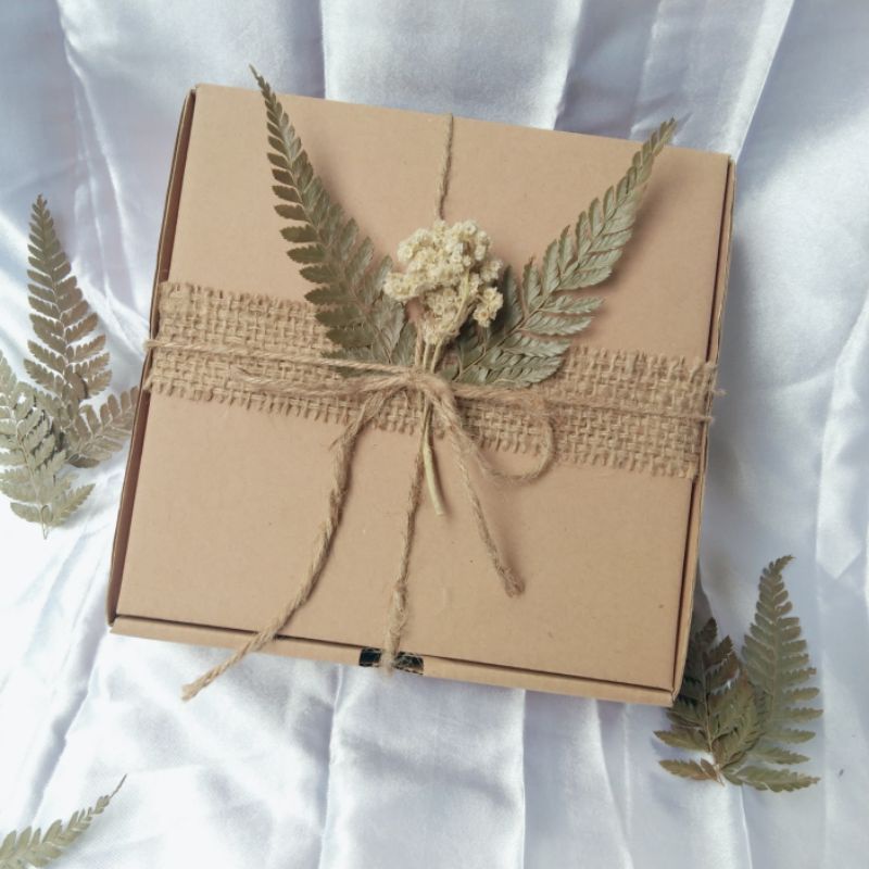 

GIFT BOX /BOX HADIAH/ BOX HAMPERS