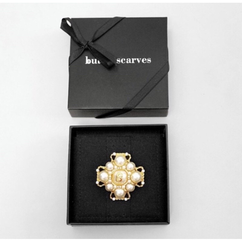 Buttonscarves Royale Brooch Bros Baru