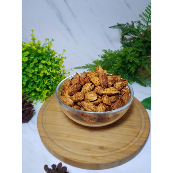 

Kacang Almond Panggang Susu Ekonomis 100gr