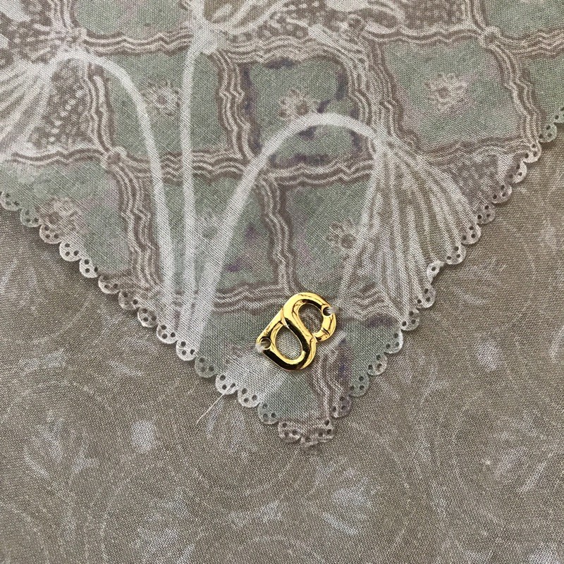 Preloved Buttonscarves Maharani Khaki