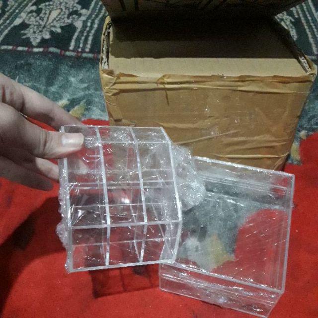 Tempat Lipstik Akrilik Isi 9 Kotak, Acrylic Display Lipstik