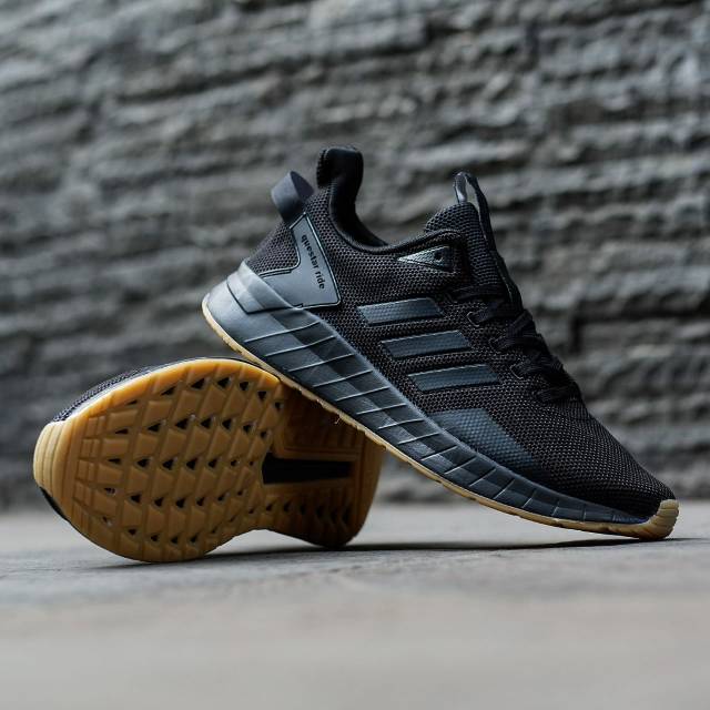 Adidas Questar ride