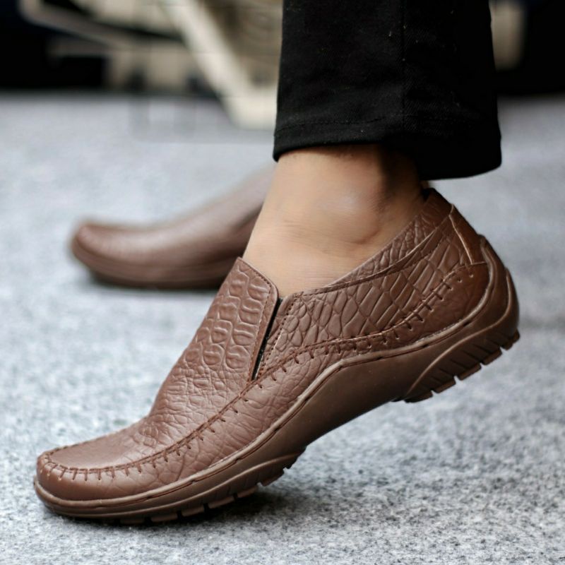 CROCO BROWN Sepatu Pria Casual Kulit Asli Slip On Formal Kerja Kantor Original