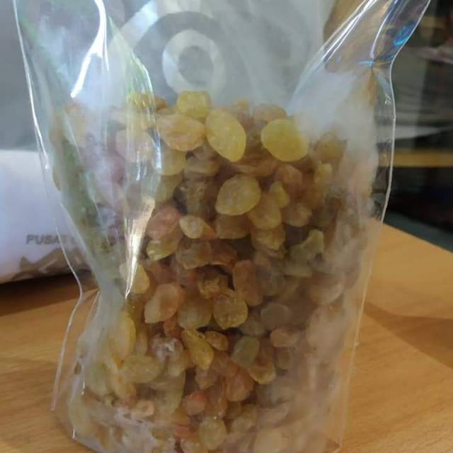 

Anggur kering / kismis arab