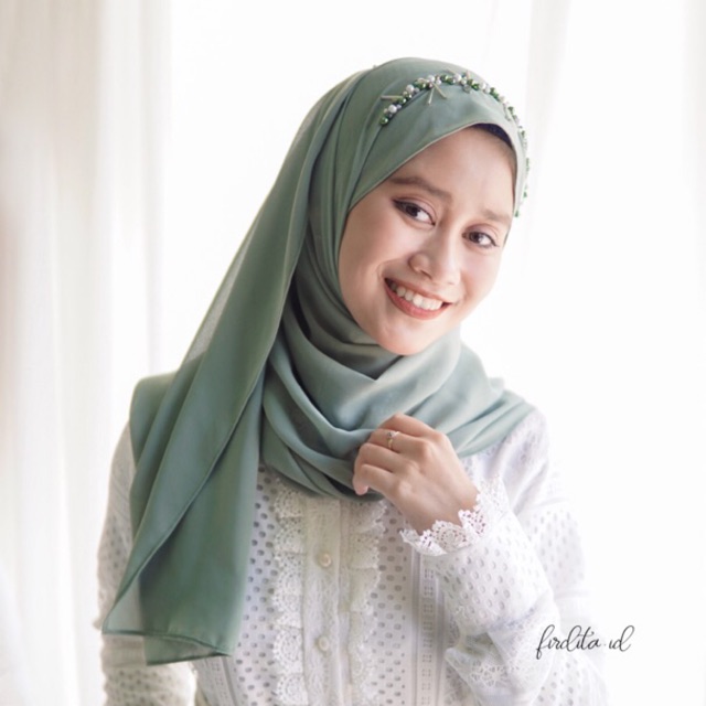 Hijab pashmina payet