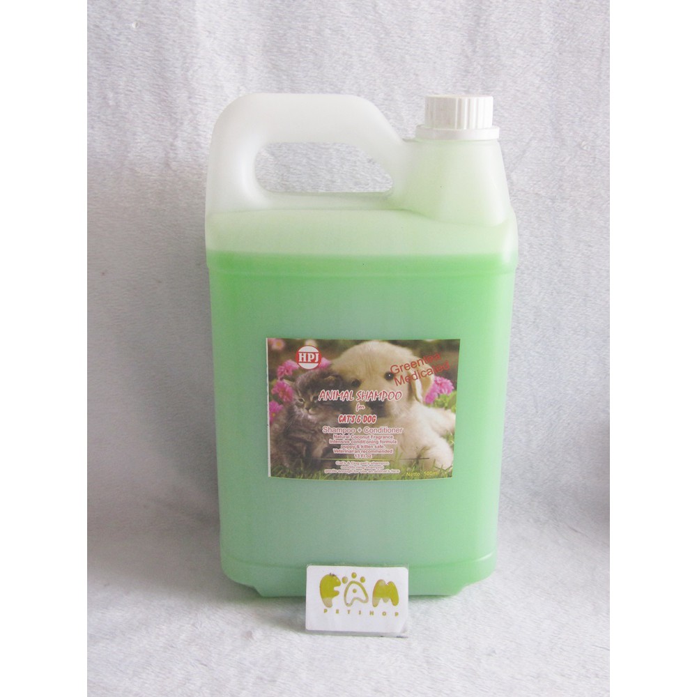 Shampoo Cat And Dog Anti Jamur 5 Liter