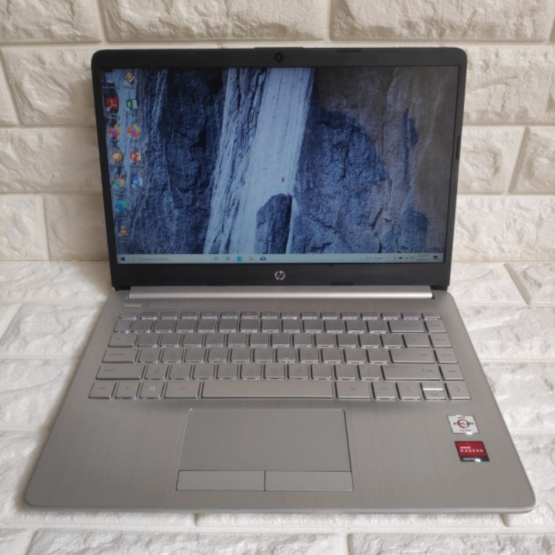 HP 14-dk1002AU AMD Athlon Silver 3050U ram 4GB SSD 256GB