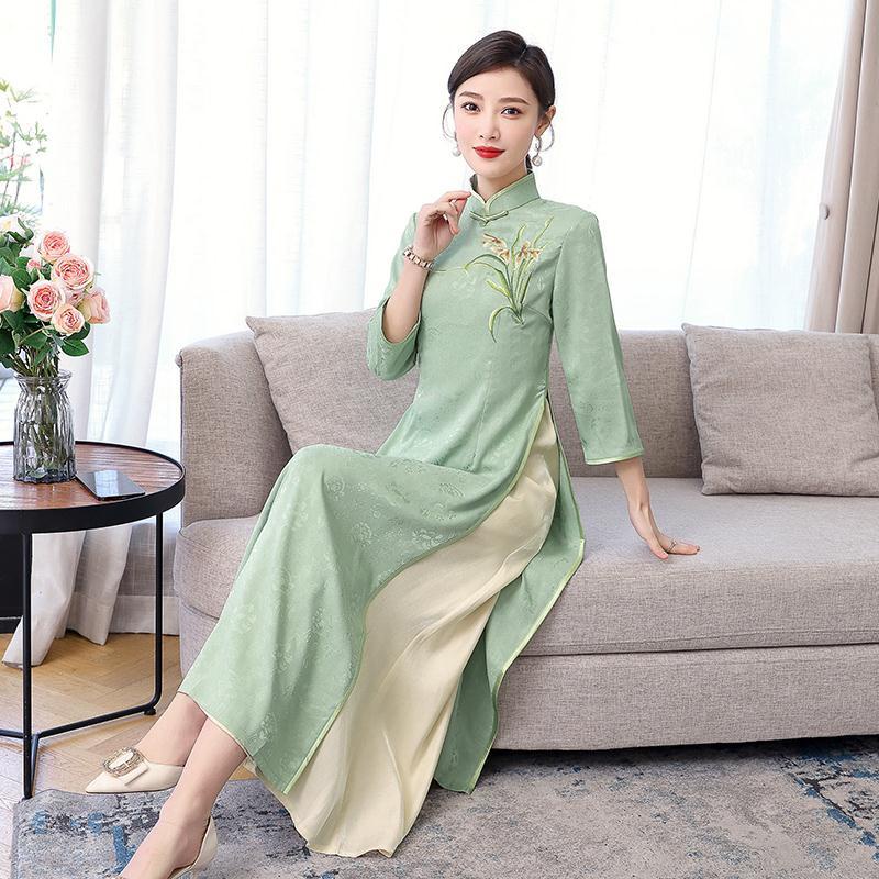 Audrey cheongsam 2022 new women's long style young long sleeved retro Chinese style improved dress a