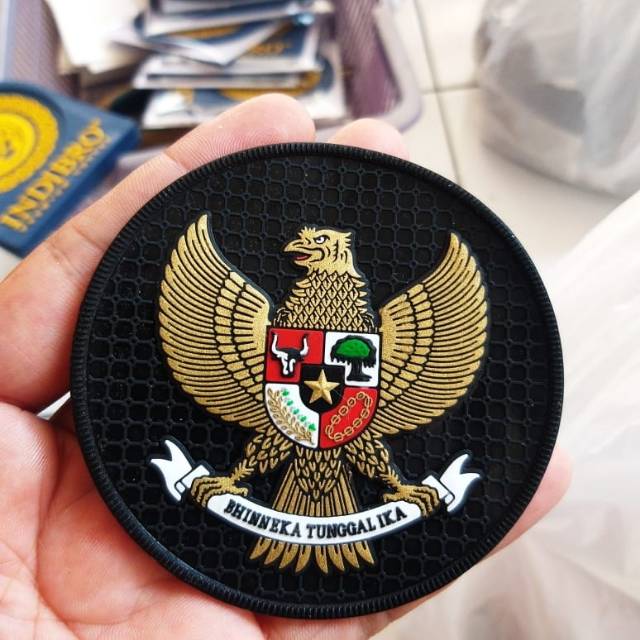 Patch emblem logo garuda indonesia timnas indonesia | Shopee Indonesia