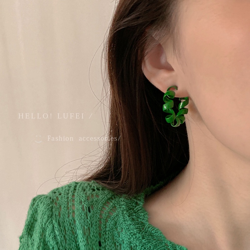 Anting Vintage Hijau Ladies Stud Earrings2023Fashion Baru Versi Korea Anting Mutiara Permata Tinggi