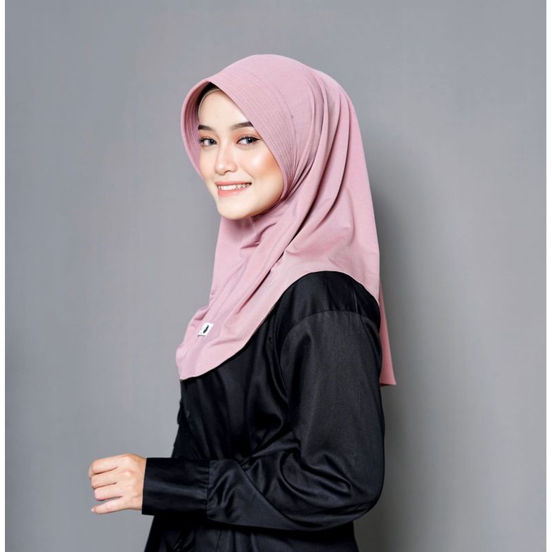 Daily hijab instant Original by dhinda.hijab size M