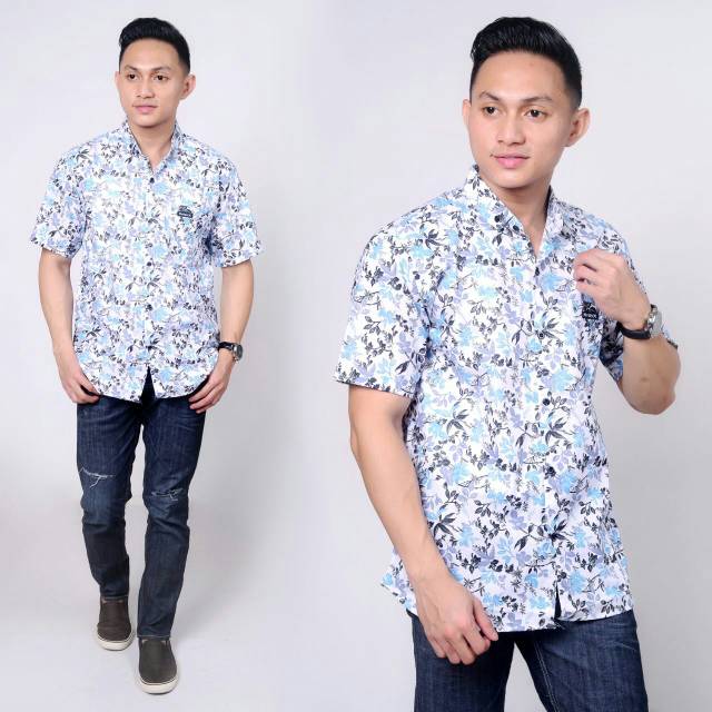 Kemeja surfing.  Hem surfing