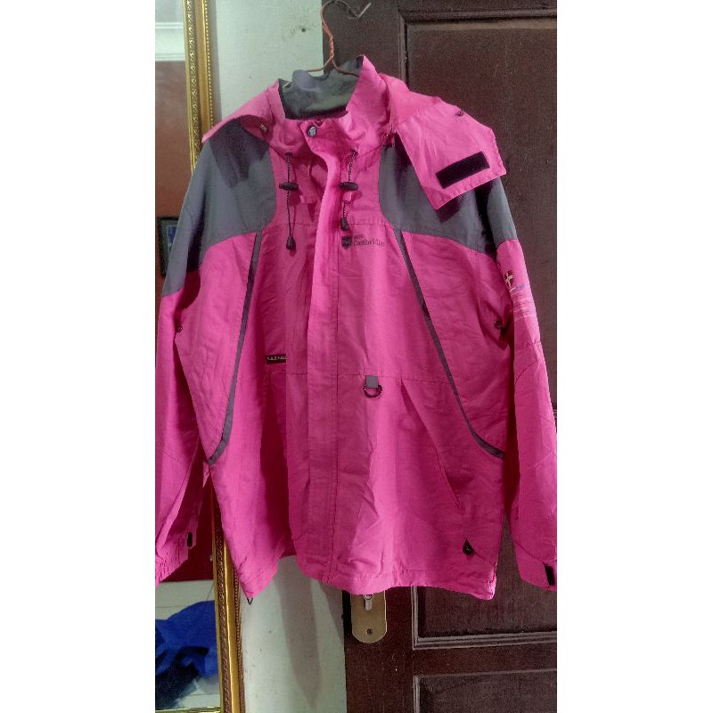 Preloved jaket Outdoor university of Cambridge ori