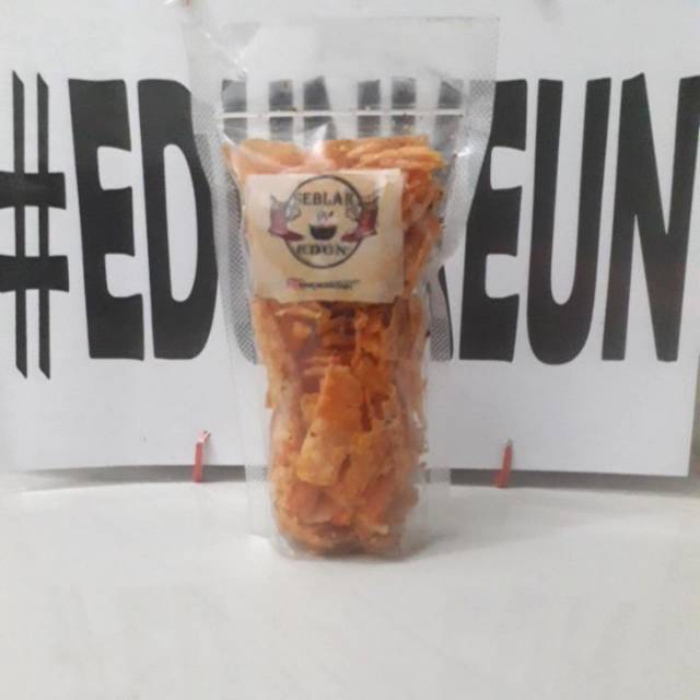 

Keripik singkong Edun pedas