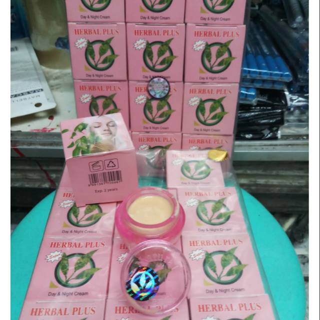 cream herbal plus holo daun gingseng lusinan