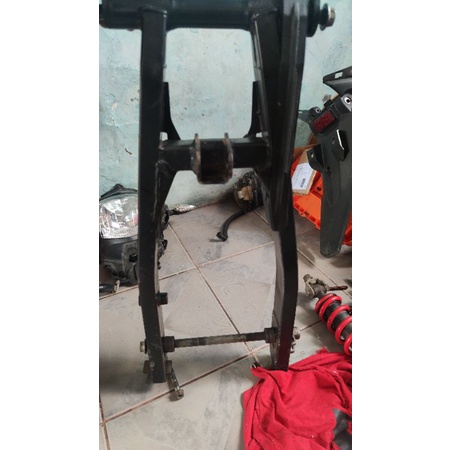 Arm cb150r old k15 | swing arm lengan ayun cbr k45a pnp cb150r k15 ARM CB150R K15 OCB | Arm new cb15