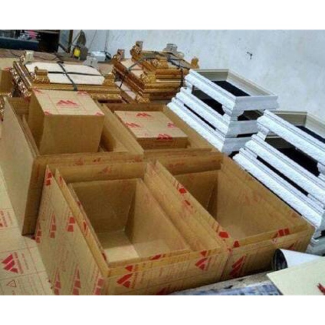 

16 akrilik box sangjit