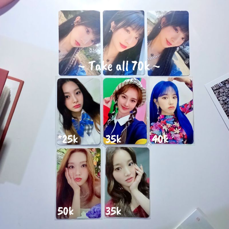 Photocard yeojin loona sg22 season greetings weeekly zoa play game awake soojin jaehee pgh play game