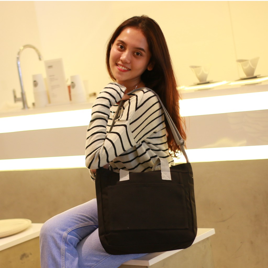 Salie Kanvas Totebag Slingbag Polos Totebag Basic resleting Furing- Tas Bahu Selempang Wanita Canvas