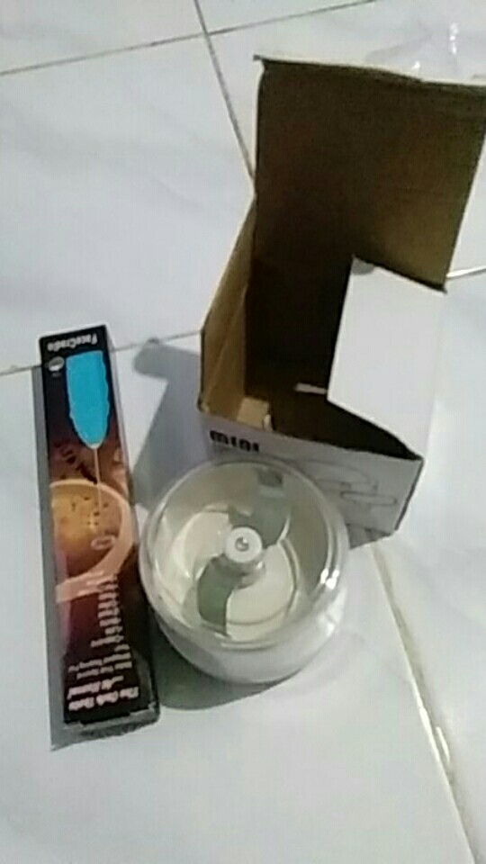 Alat Makan Sendok Garpu Sumpit Set Box Bpa