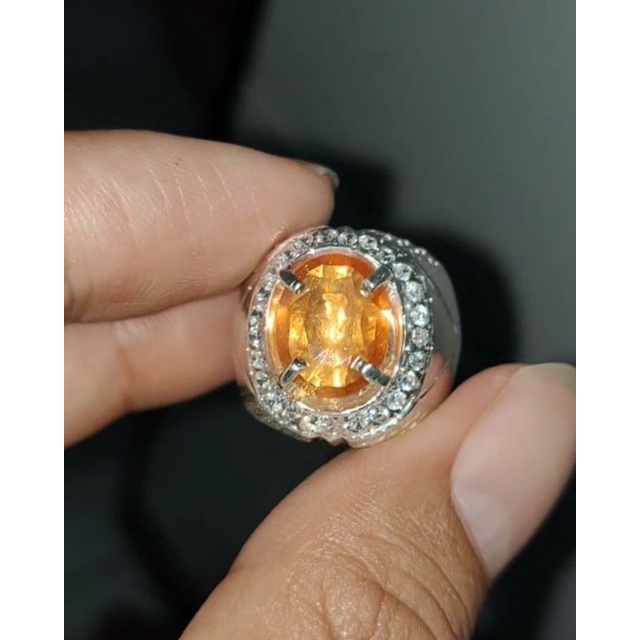yellow sapphire