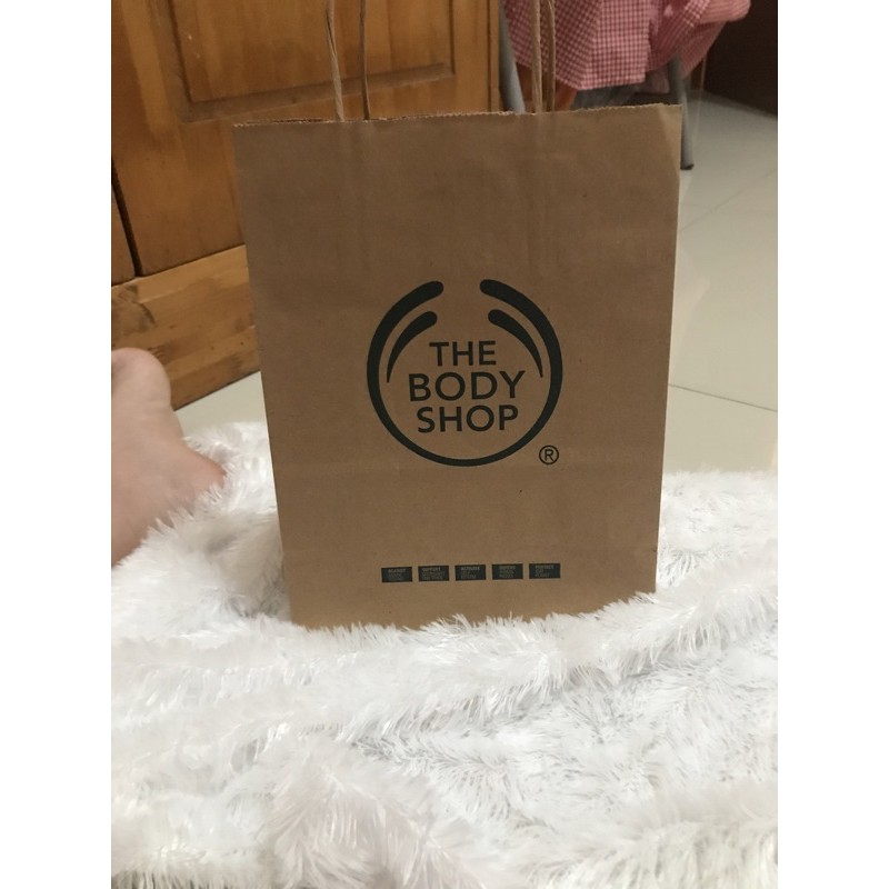 

paper bag body shop